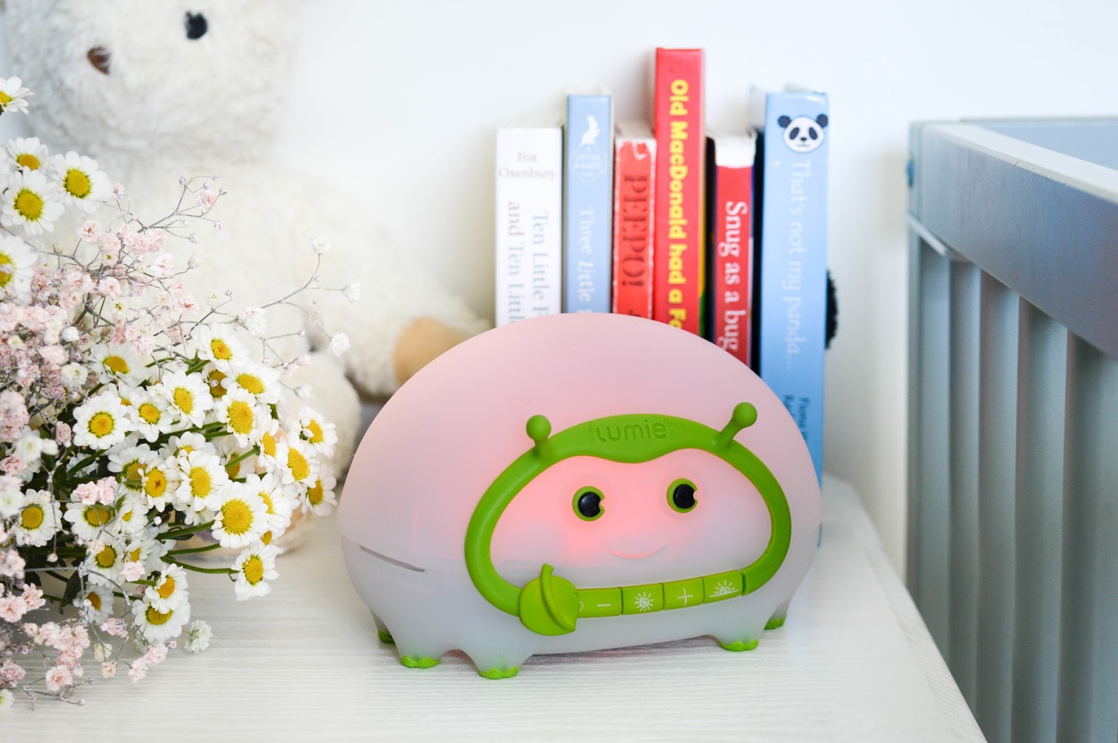 Lumie bug best sale night light